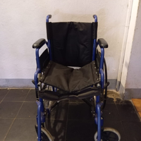 Sedia a rotelle seminuova