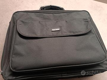 pc portatile lenovo con borsa e caricatore 