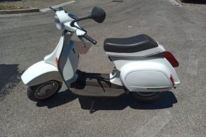 Vespa 50  pk XL rush 