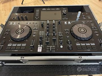 Pioneer XDJ-RR + MAGMA case (pari al nuovo)
