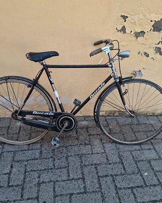 biciclette lui e lei