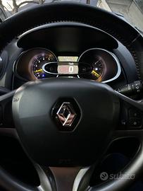 RENAUL CLIO 2015 90CV 1.5 DCI COSTUME NATIONAL