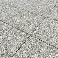 Piastrelle in ghiaino lavato