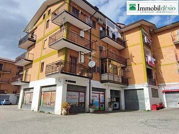 Immobile di 141 m² con 1 locale a Picerno