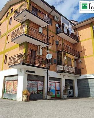 Immobile di 141 m² con 1 locale a Picerno