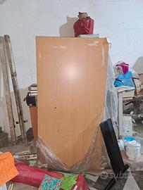 scrivania con poltroncina