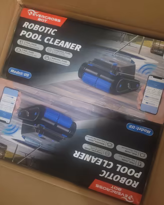Robot pulizia piscina