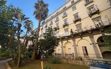 QUADRILOCALE LUMINOSO BUONO STATO CONTESTO SIGNORI