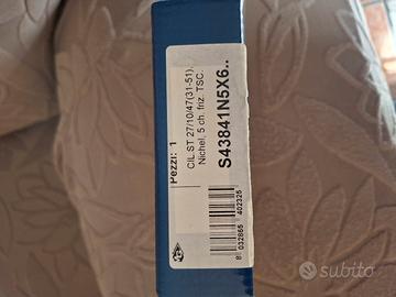 Serratura per porta blindata. 