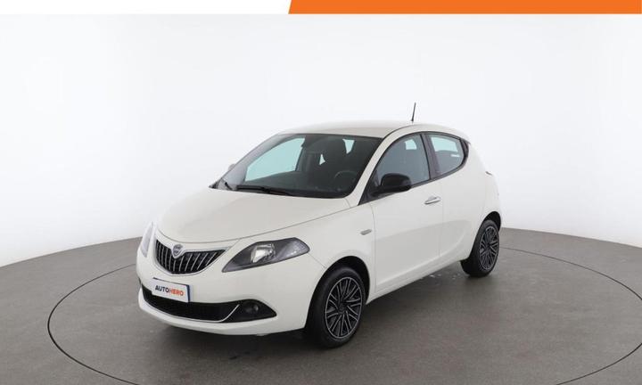 LANCIA Ypsilon XW72029