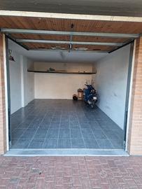 Garage 24 mq con soppalco