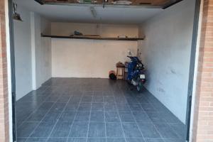Garage 24 mq con soppalco