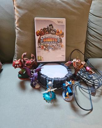 Skylanders 5 personaggi, base e gioco