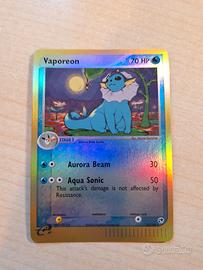 carta pokemon Vaporeon 70 HP. carta rara, 25/100