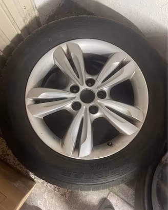 4 Cerchi il lega hyundai
