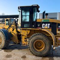 Pala Gommata Caterpillar 930G