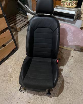 Sedile dx Golf 7