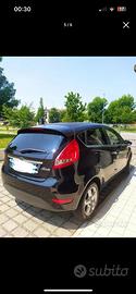 Ford fiesta 6serie 1.4 benz/gpl