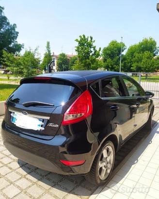 Ford fiesta 6serie 1.4 benz/gpl