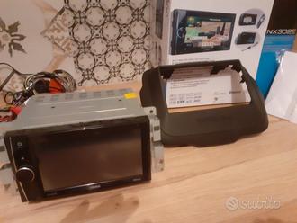 navigatore autoradio clarion  			