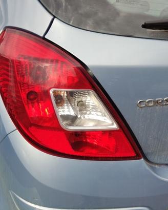 Fanale posteriore sinistro OPEL CORSA D del 2008