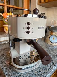 Macchina caffe espresso De’ Longhi