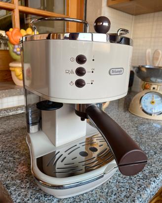 Macchina caffe espresso De’ Longhi
