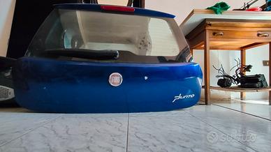 portellone grande punto posteriore