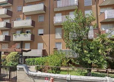 Trilocale a Rho