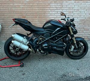 Ducati Streetfighter 848 SOLI 21.000km