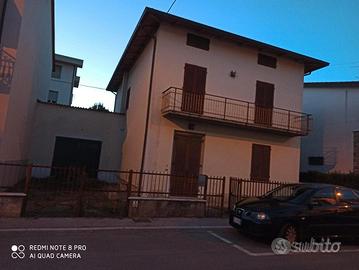 Casa singola Agliana centro
