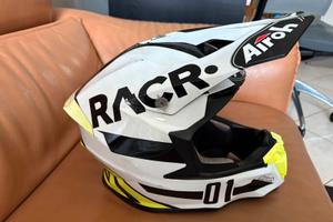 Casco AIROH RACR – anno 2022