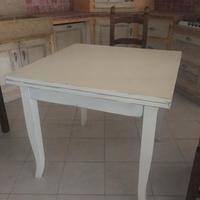Tavolo da pranzo bianco in legno 90 x 90