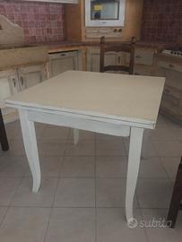 Tavolo da pranzo bianco in legno 90 x 90