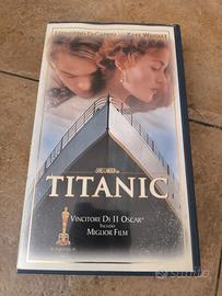 VHS TITANIC