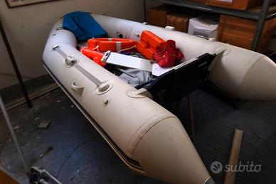 gommone Bombard 303