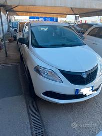 Lancia Ypsilon 09 TwinAir 85 CV Benzina/Metano