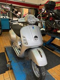 Piaggio Vespa 250 GTS - 2008