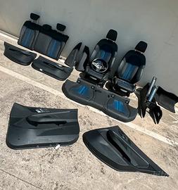 Vendiamo interni BMW F40(serie1) M sport