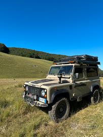 Land Rover Defender 90 200 Tdi