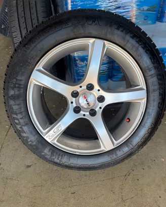 pneumatici Dunlop winter sport 215/60 R17
