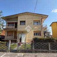 PORZIONE DI BIFAMILIARE A PORCIA