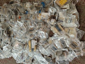 Lotto di resistenze miste 1/8W e 1/4W NOS