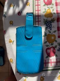 Custodia azzurra per cellulare con bandiera UK – V