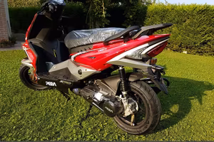 SCOOTER ROSSO 125cc ROSSO 2026 NUOVO