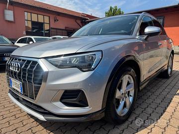 AUDI Q3 35 TDI S tronic Business Advanced + TETT