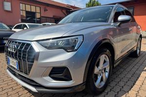 AUDI Q3 35 TDI S tronic Business Advanced + TETT