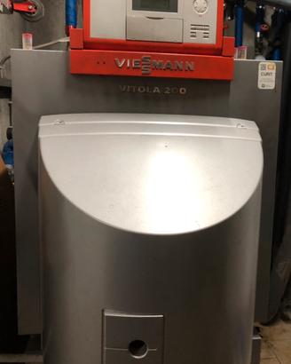 Caldaia gasolio Viessman vitola 200 bollitore