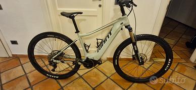 ebike elettrica Giant Fathom