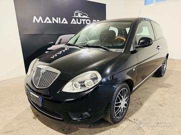 Lancia Ypsilon 1.2 69 CV 5 porte Ecochic Platinum*